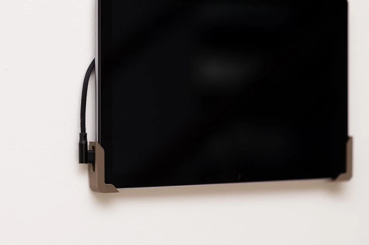 uchwyt ścienny na tablet
